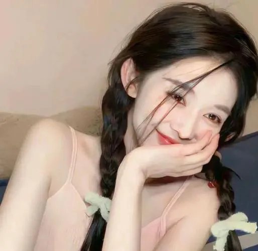 觉醒后，我成了霸总白月光