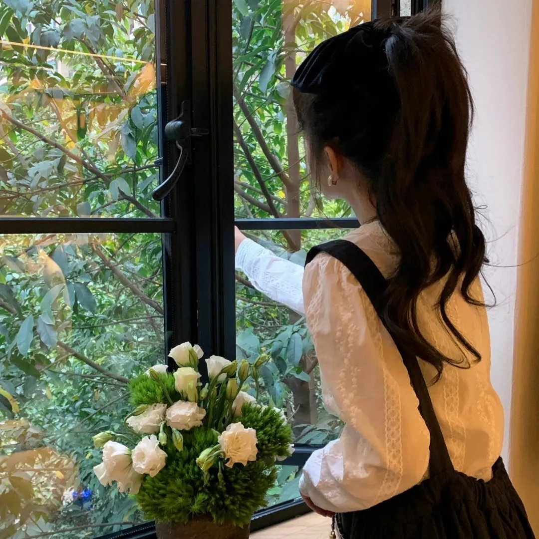 女儿别怕妈妈保护你